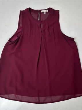Monteau Sleeveless Keyhole Camisole - Burgundy